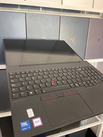 LENOVO ThinkPad E16 Gen 2 - Intel Core Ultra 7 155H - 16GB - 512 - 16"
