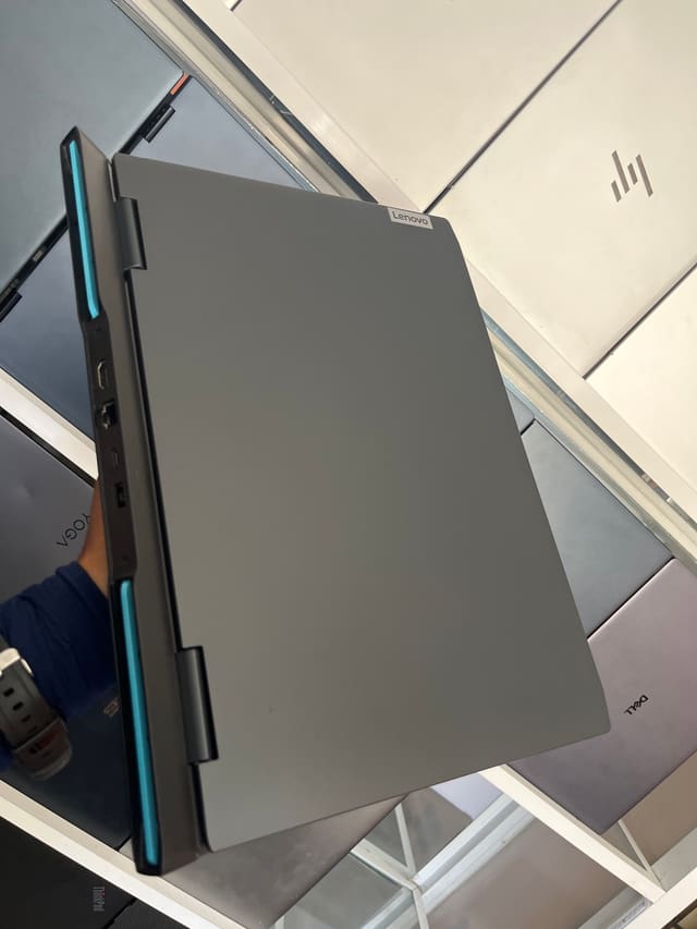 LENOVO IdeaPad Gaming 3 15IAH7 - I7-12650H - 16GB - 512 - 15" - GeForce RTX 3060 Laptop GPU