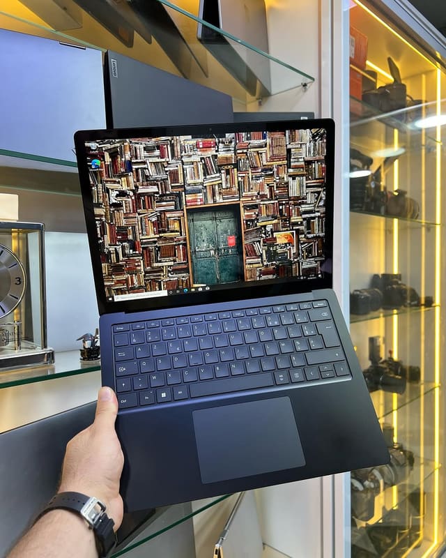Microsoft Corporation Surface Laptop 5 - I5-1245U - 16GB - 256 - 14" (tactile) - 2256x1504 2.2K