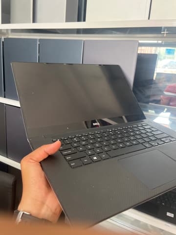 Dell Inc. XPS 15 9560 - I7-7700HQ - 16GB - 512 - 16" (tactile) - GeForce GTX 1050 / 3840x2160 4K UHD