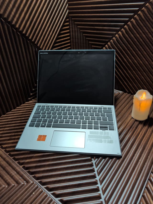 HP Elite x2 G4, صورة حقيقية
