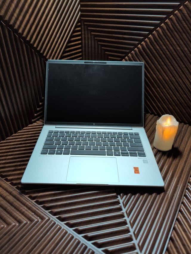 HP EliteBook 645 14 G11, صورة حقيقية