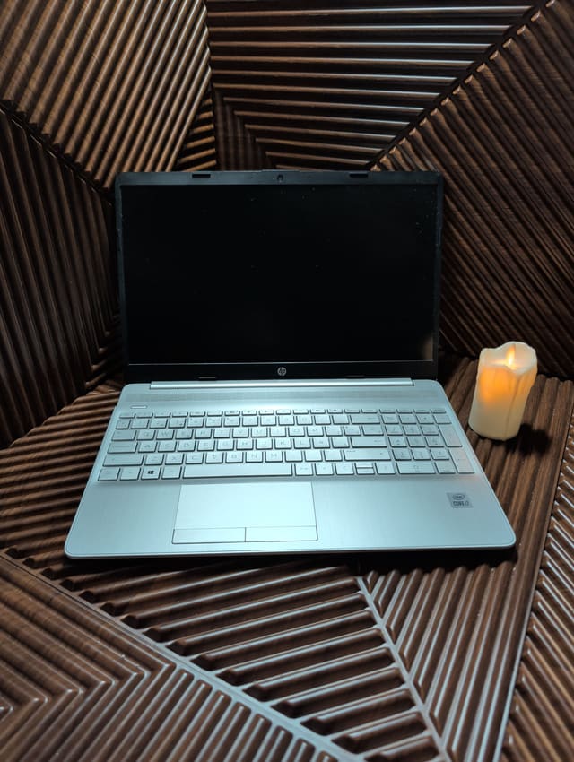 HP 15-dw1xxx, صورة حقيقية