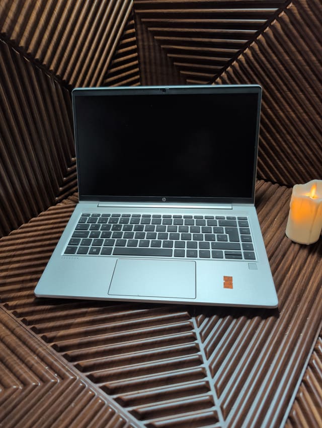 HP ProBook 440 14 G10, صورة حقيقية
