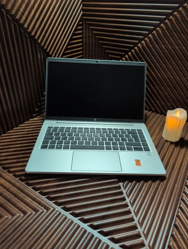 HP ProBook 445 14 G10, صورة حقيقية