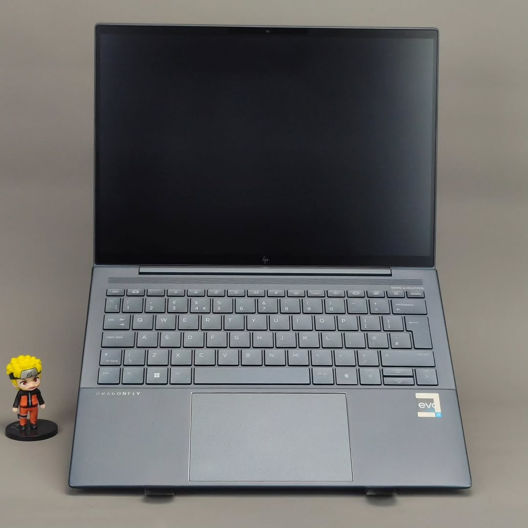 HP HP Dragonfly 13.5 inch G4 Notebook PC - I7-1355U - 16GB - 512 - 13" (tactile) - 1920x1280 FHD+